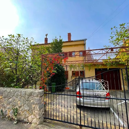 In 43212 Apartament Dramalj