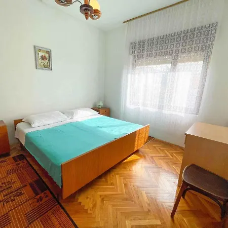 In 43212 Apartament Dramalj